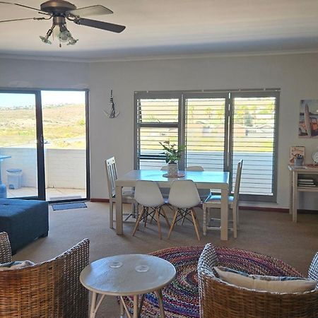 Madriko 36 Cozy Self Catering 2 Bedroom Apartment Langebaan Exterior photo