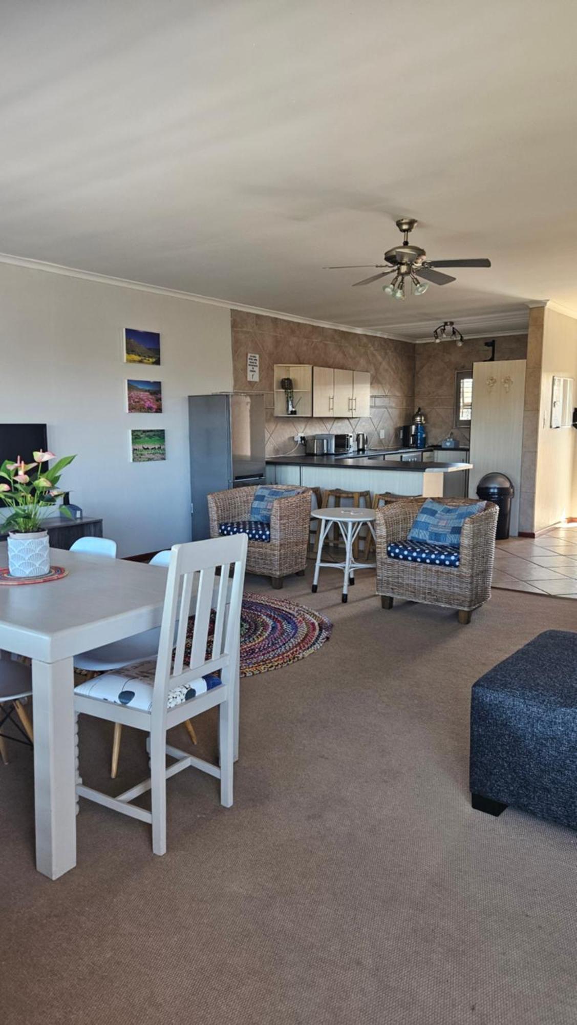 Madriko 36 Cozy Self Catering 2 Bedroom Apartment Langebaan Exterior photo